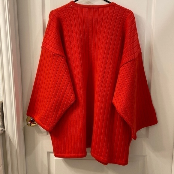 ESCADA 100% wool poncho cardigan in orange size 40 - Picture 8 of 10